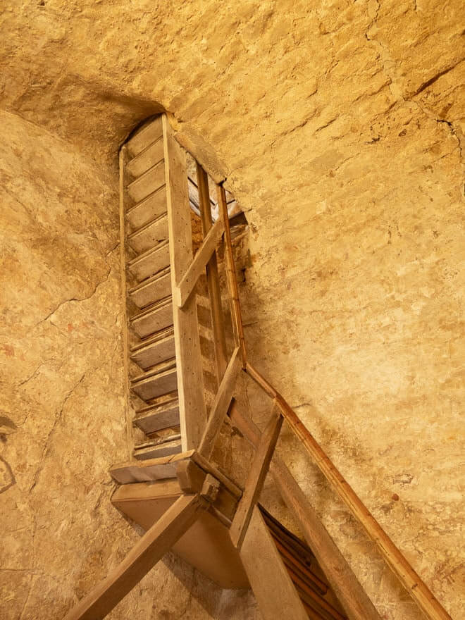 Holztreppe im Pulverturm Burg Bentheim