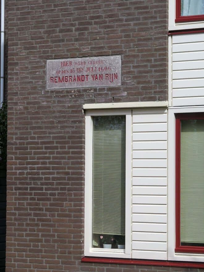 Plakette Geburtsort Rembrandt van Rijn in Leiden.