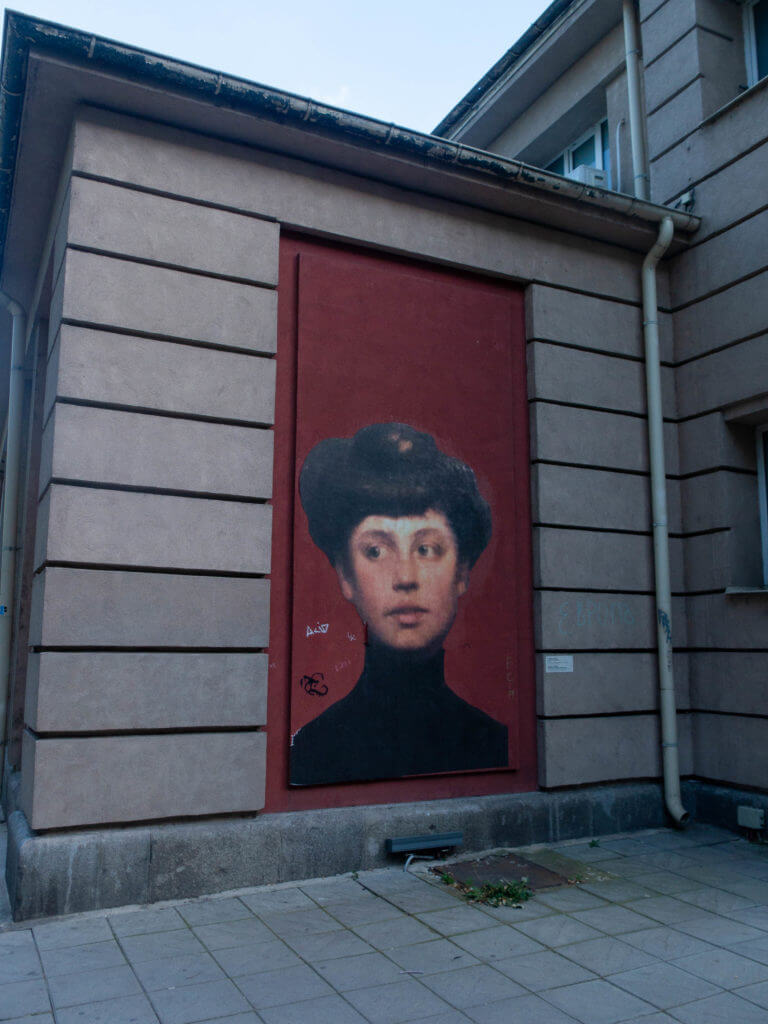 Sofia Wandmalerei Frauenkopf