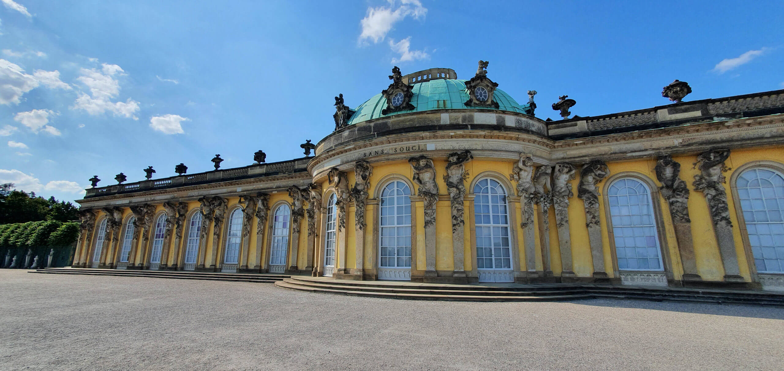 Schloss Sanssouci Potsdam Ansicht vorne